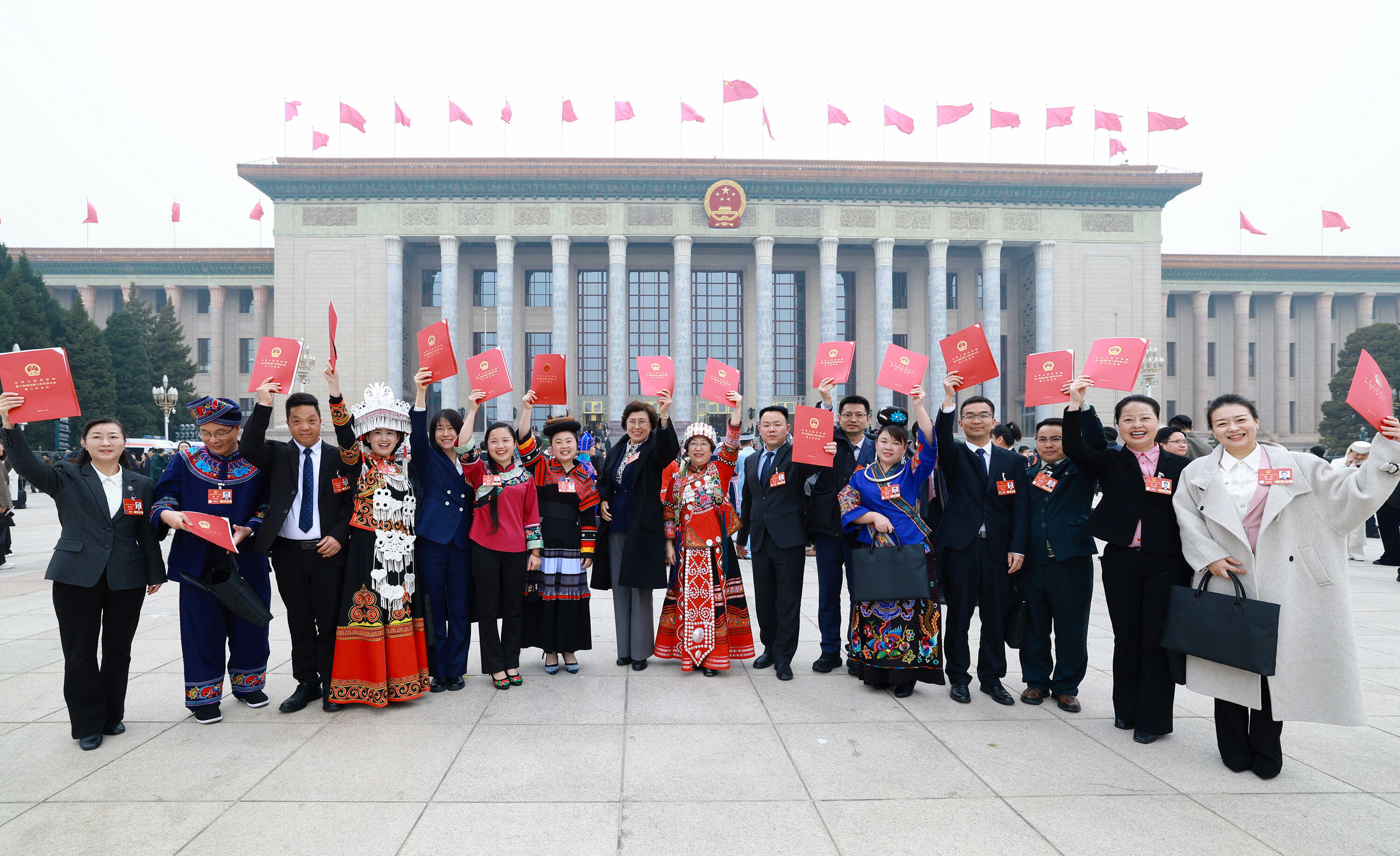 十四屆全國人大三次會(huì)議閉幕
